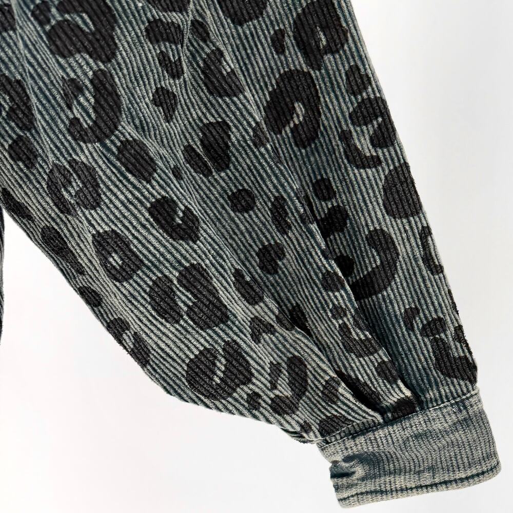 Bibi Vintage Washed Green Sage Corduroy Leopard Spot Button Down Shacket Jacket - Picture 7 of 8